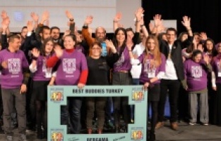 Bergama, Ege’de engelsiz arkadaşlıklar merkezi oldu