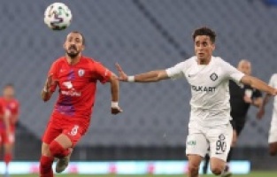 Altay Süper Lig'de... Mustafa Denizli ile döndüler...