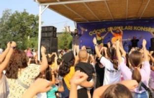 Haydi çocuklar konsere! Ayvalık'ta Şubadap Çocuk konseri