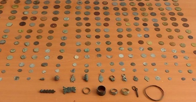 Bergamada, 284 adet tarihi eser ele geçirildi!