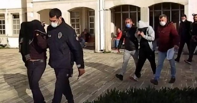 Dikili#039;de tekne motoru çalan 3 kişi Foça#039;da yakalandı!