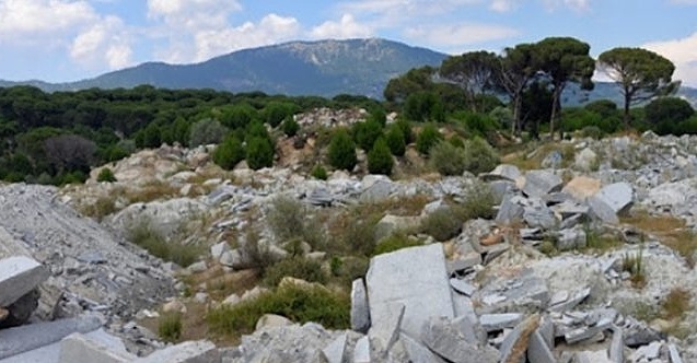 quot;Bergama#039;da yoksul köylüye taş ocağı dayatılıyorquot;