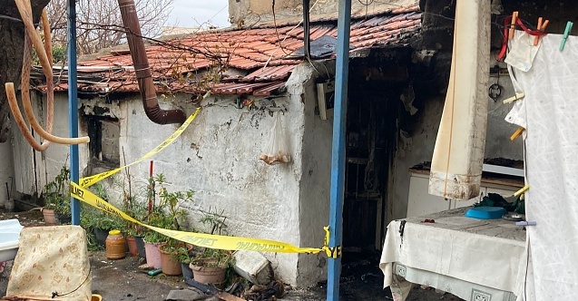 Çandarlıda çıkan yangında bir kişi hayatını kaybetti