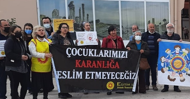 Dikilide 8 öğrenciyi taciz eden öğretmene rekor ceza!