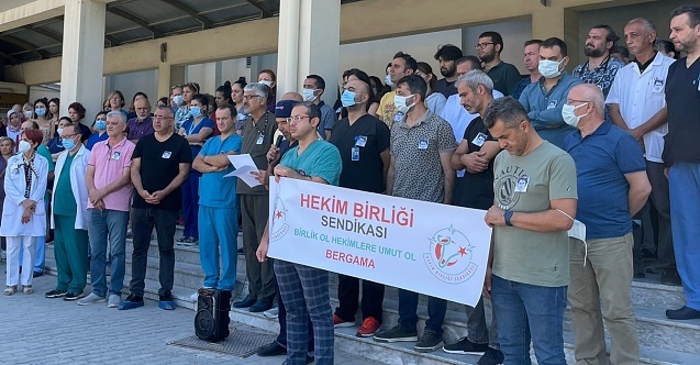 Bergama#039;da, sağlıkta şiddet protesto edildi!