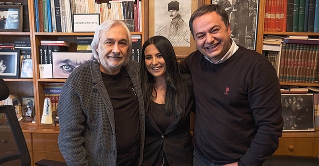 Usta tiyatrocu için şarkı yazdı; quot;Komikler ağlamazquot;